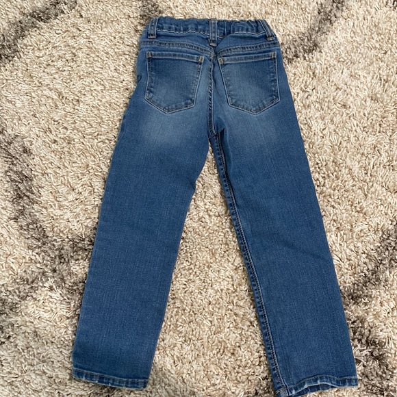 2 Pairs of Old Navy Straight Jeans - Picture 4 of 7